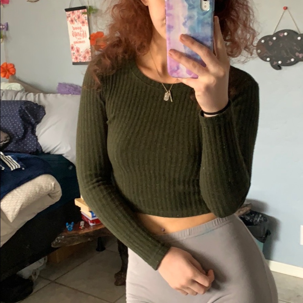 Dark green ribs long sleeve crop top